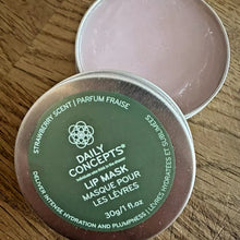 Load image into Gallery viewer, Daily Concepts Soft Lips Kit