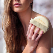 Load image into Gallery viewer, Daily Concepts Daily Detox Massaging Brush