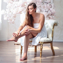 Load image into Gallery viewer, Daily Concepts Daily Detox Massaging Brush