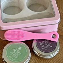 Load image into Gallery viewer, Daily Concepts Soft Lips Kit
